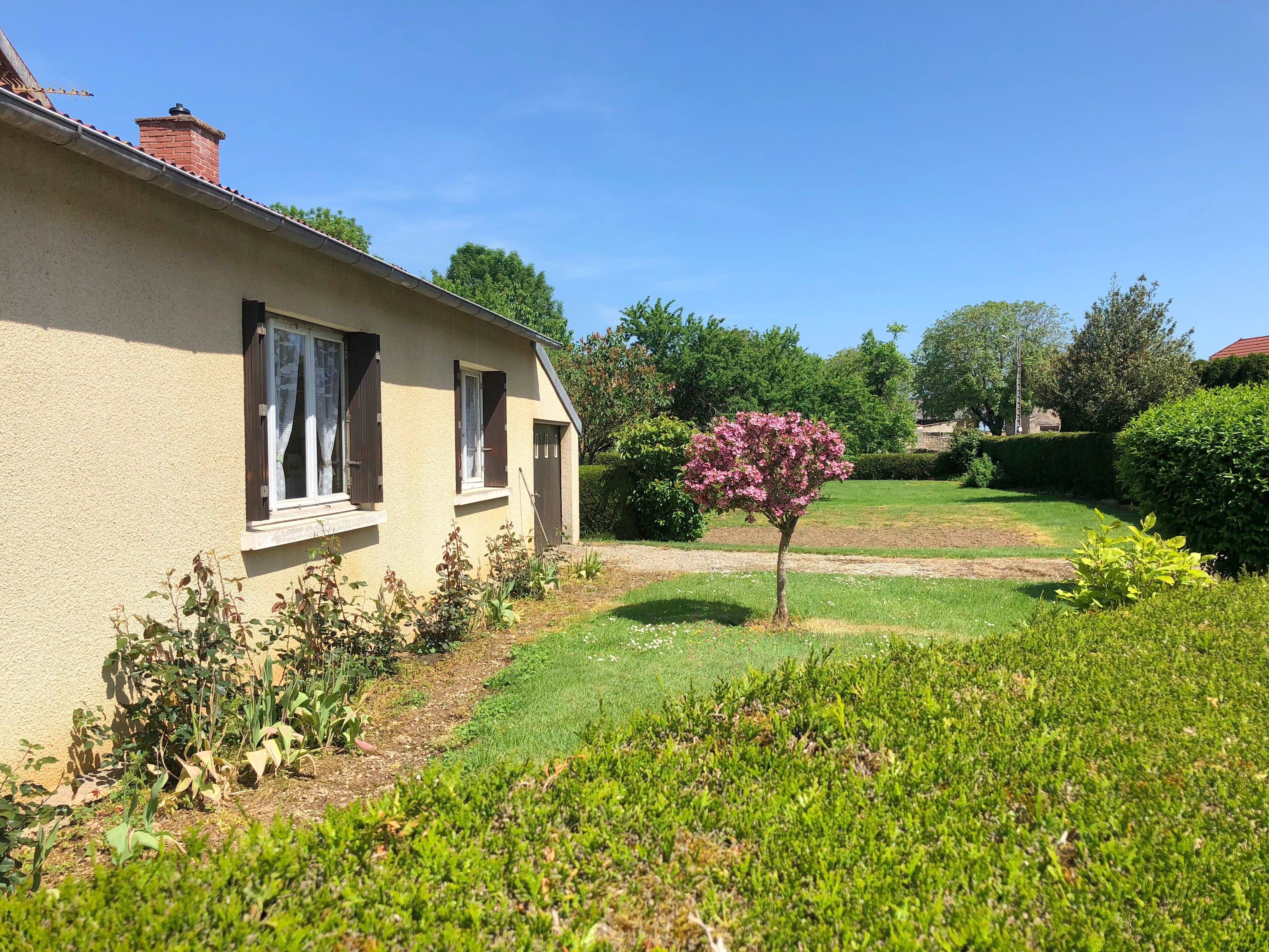 Maison de 170 m² à Courcelles en Montagne (52200)