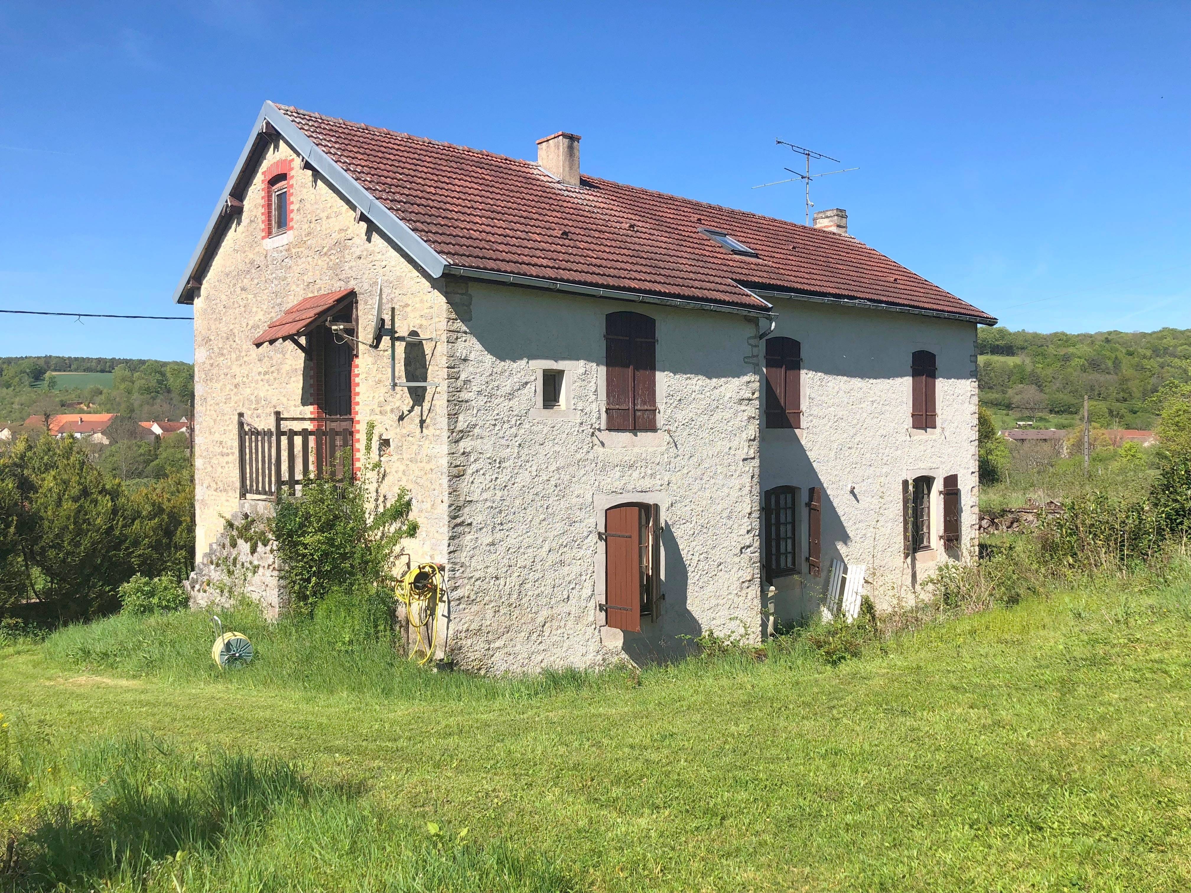 Maison de 145 m² à Villars Santenoge (52160)