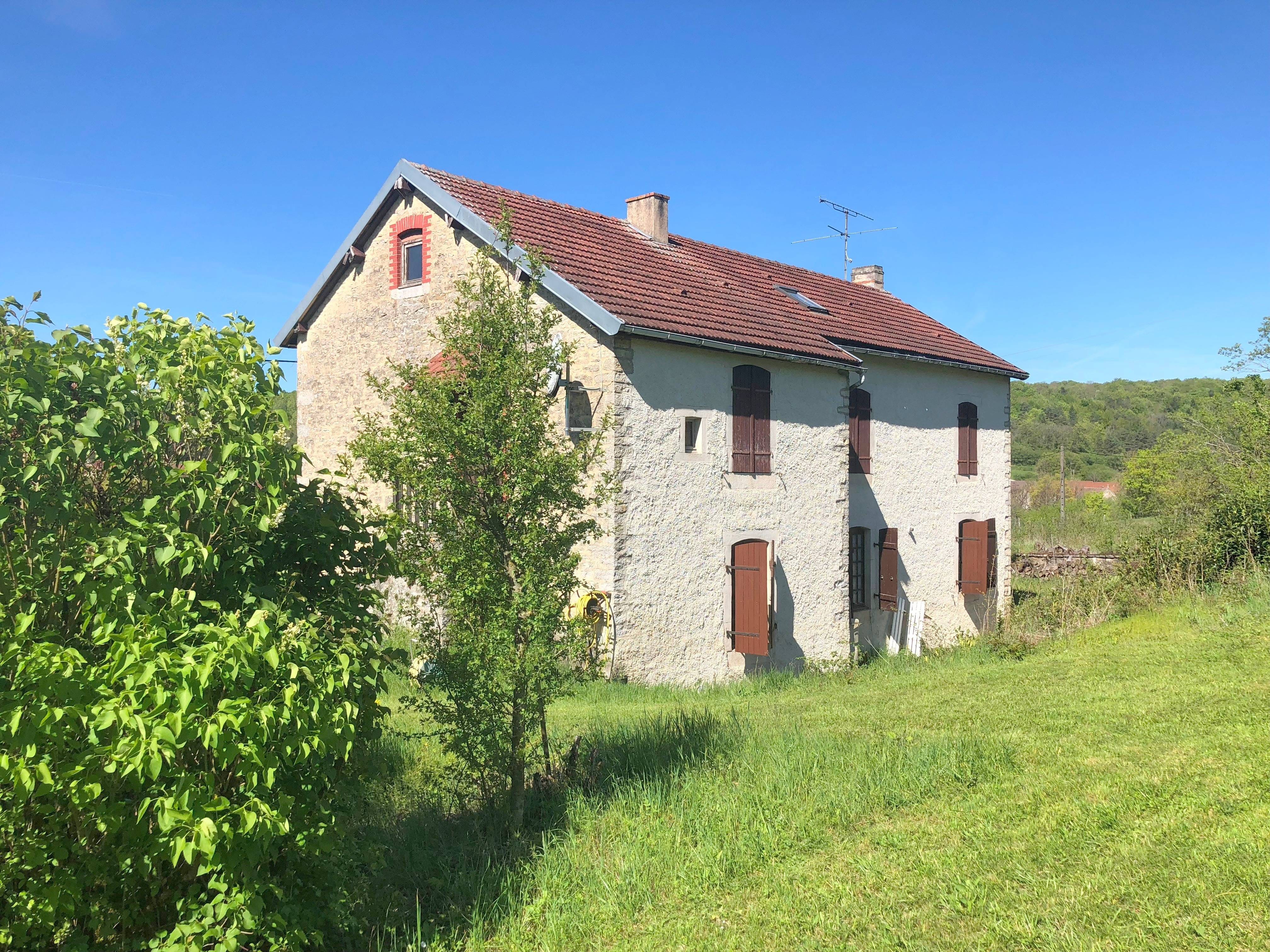 Maison de 145 m² à Villars Santenoge (52160)