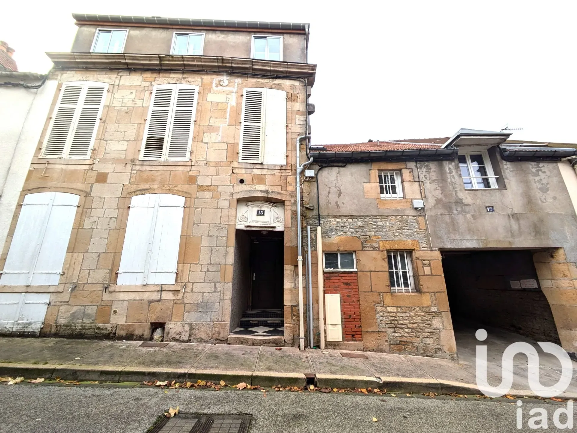 Maison de 365 m² à Langres (52200)