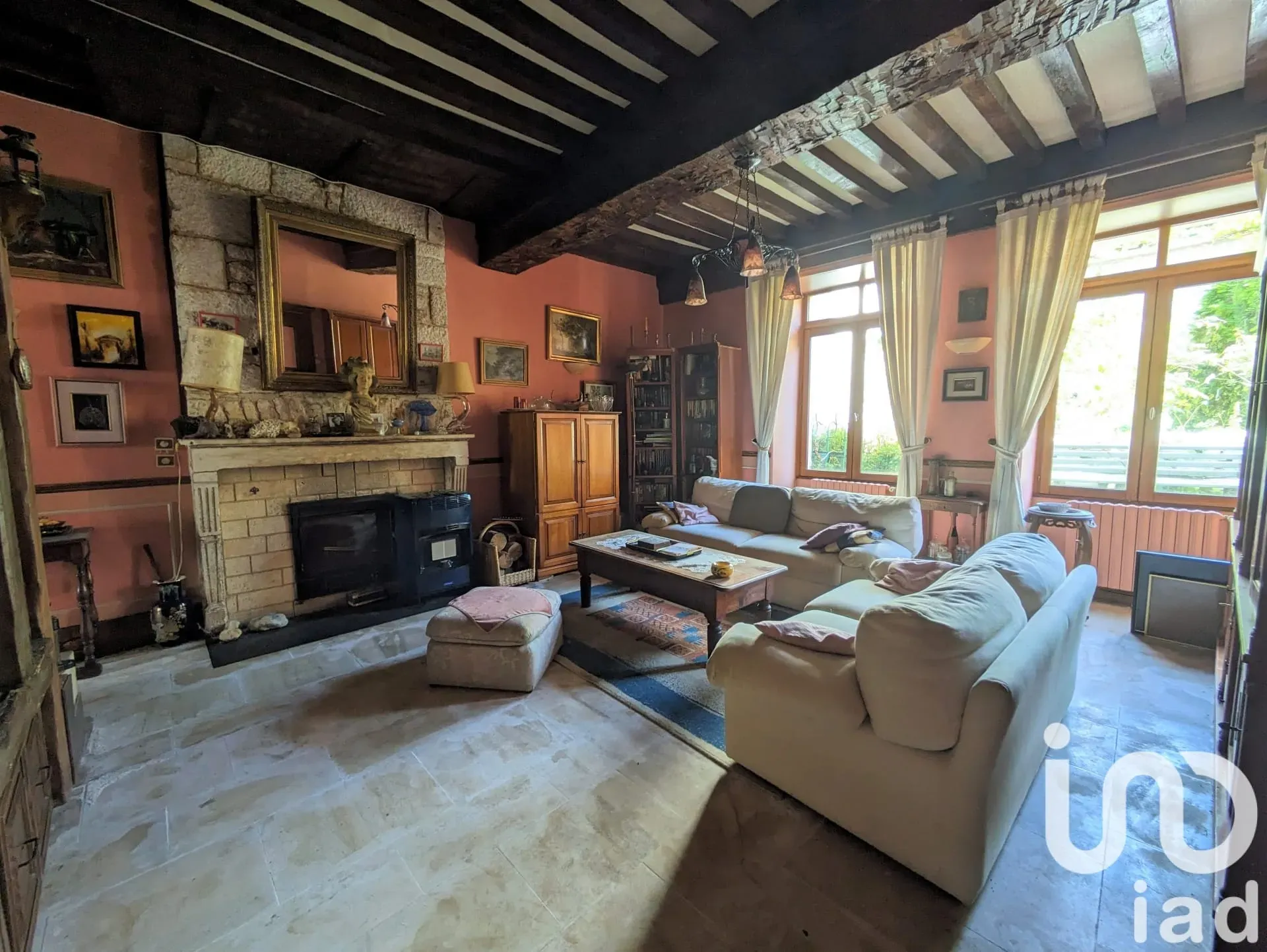 Maison de 212 m² à Arc-en-Barrois (52210)