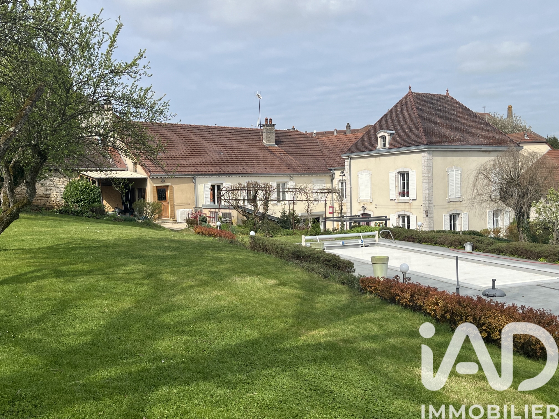 Maison de 311 m² à Champsevraine (52500)