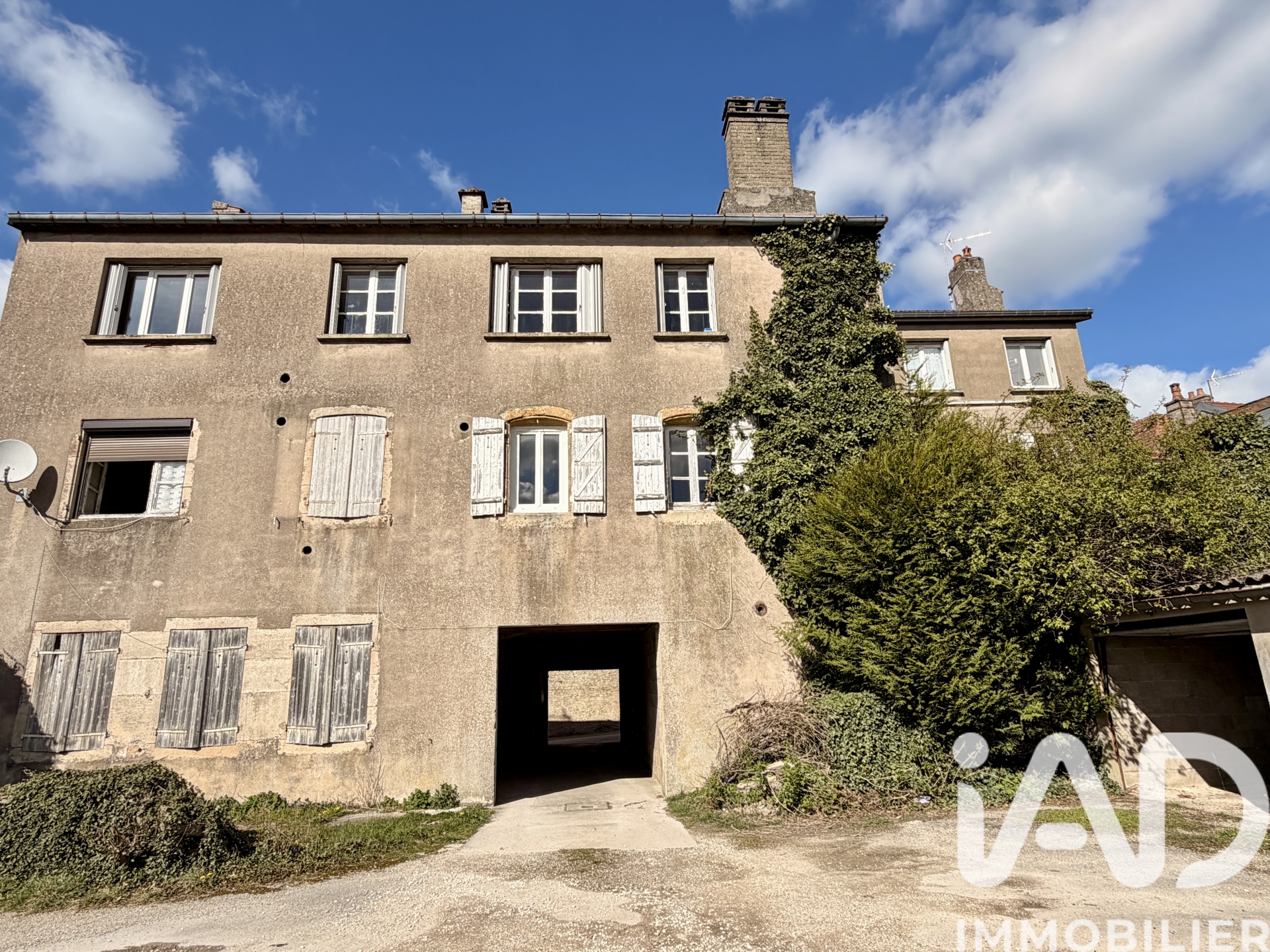 Maison de 418 m² à Langres (52200)