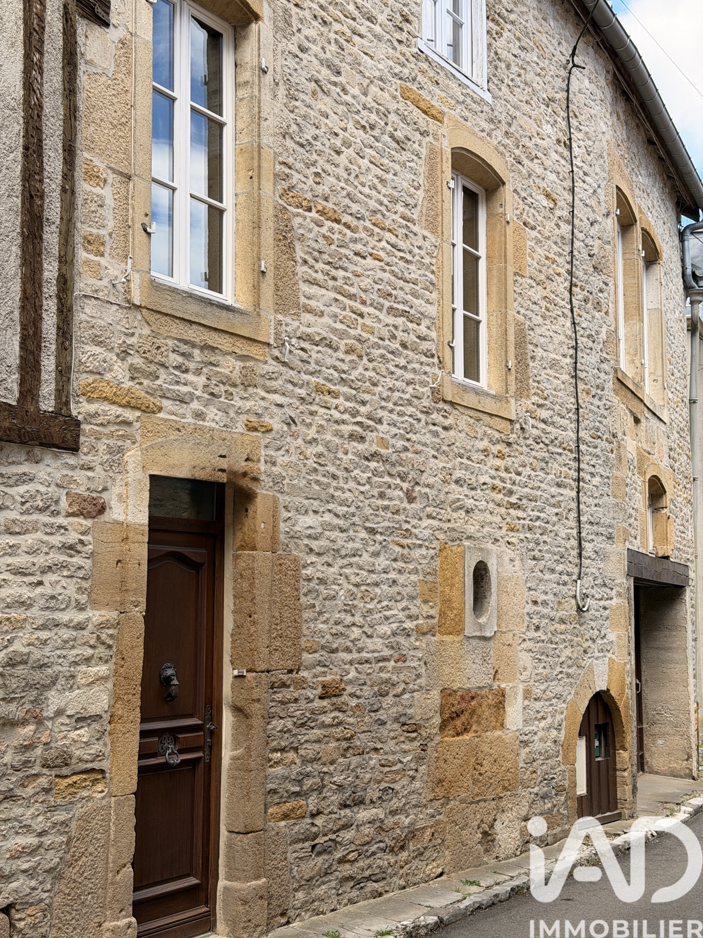 Maison de 184 m² à Langres (52200)