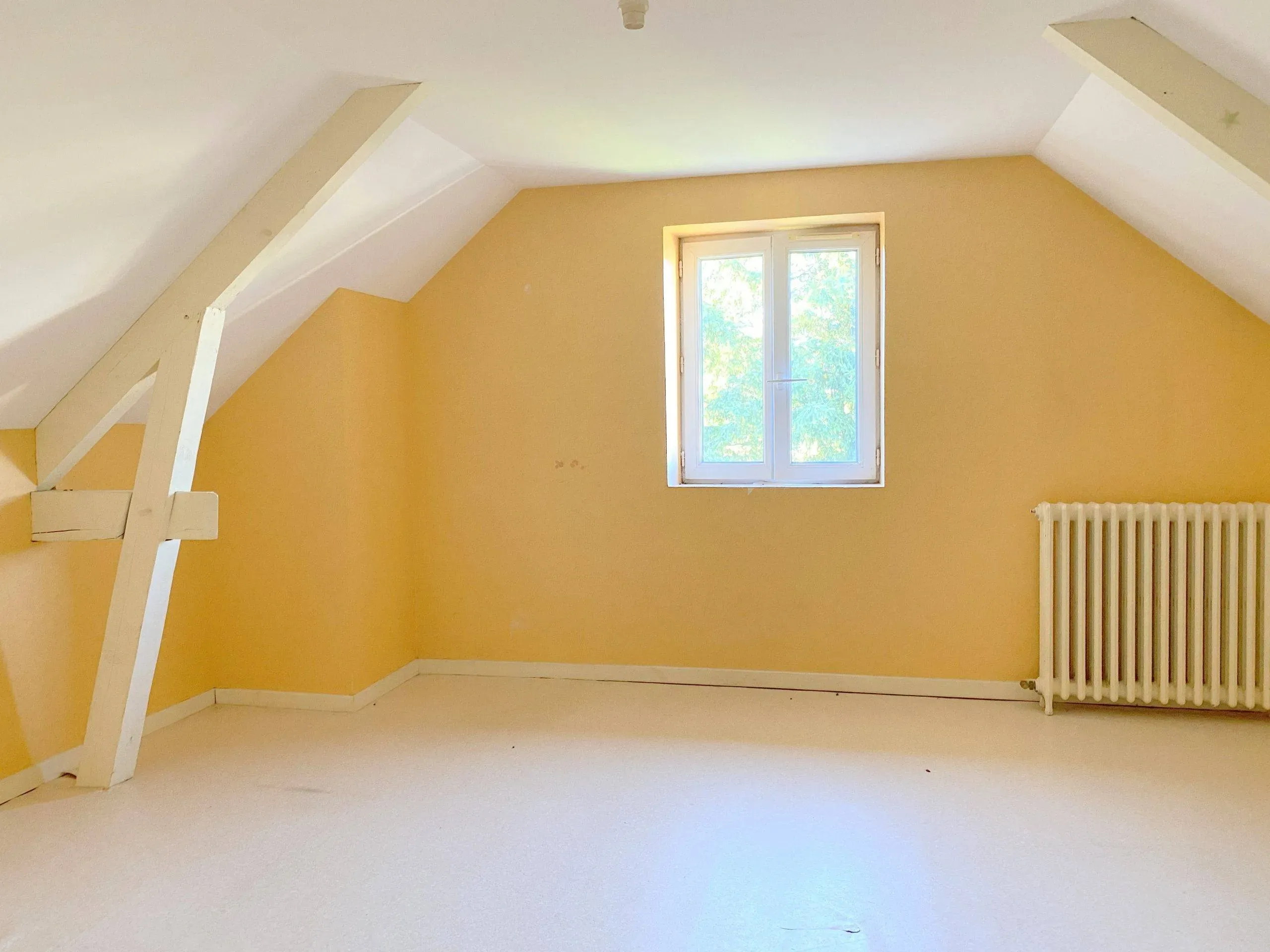 Maison de 230 m² à Langres (52200)
