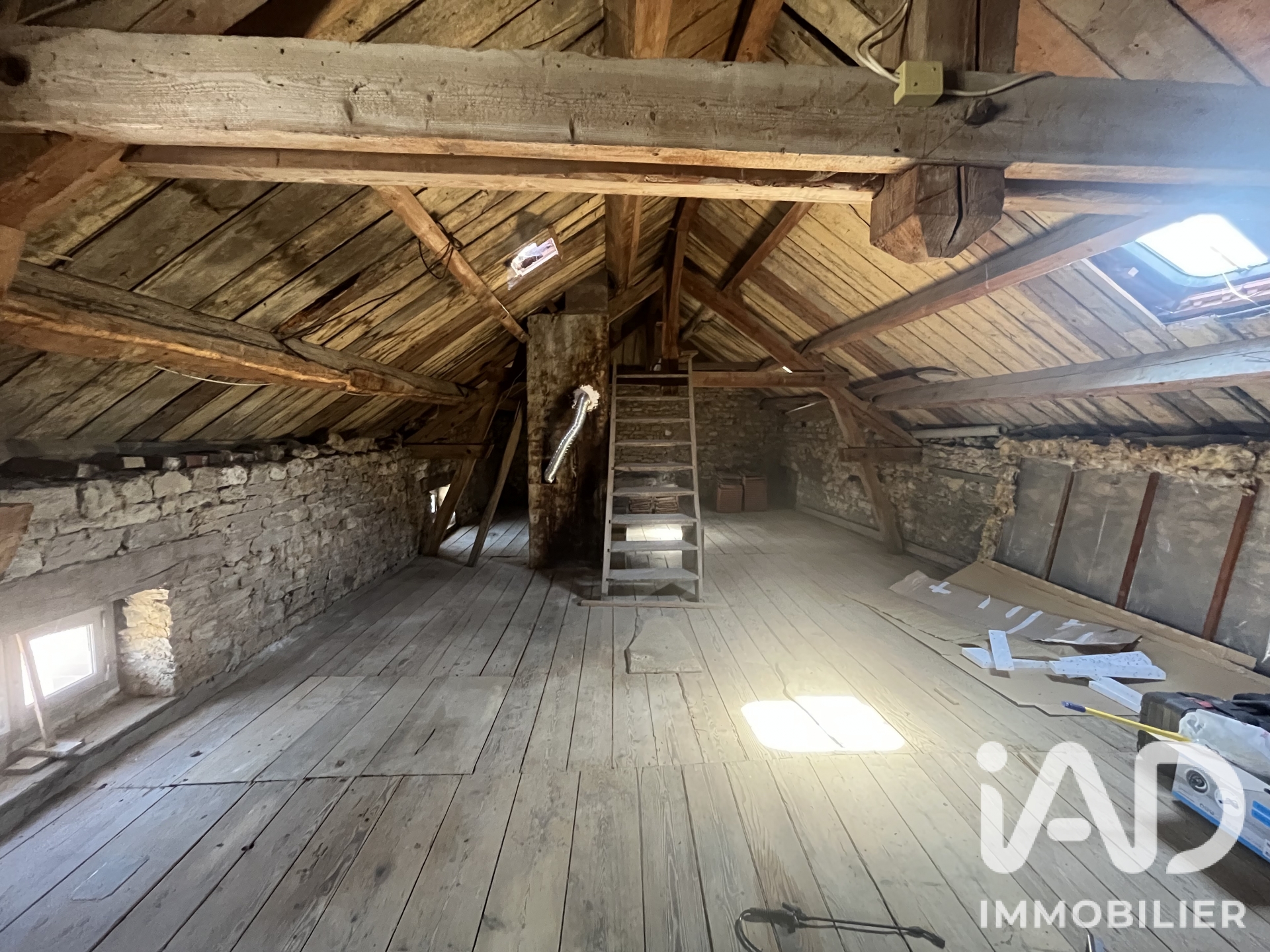 Maison de 126 m² à Genevrières (52500)
