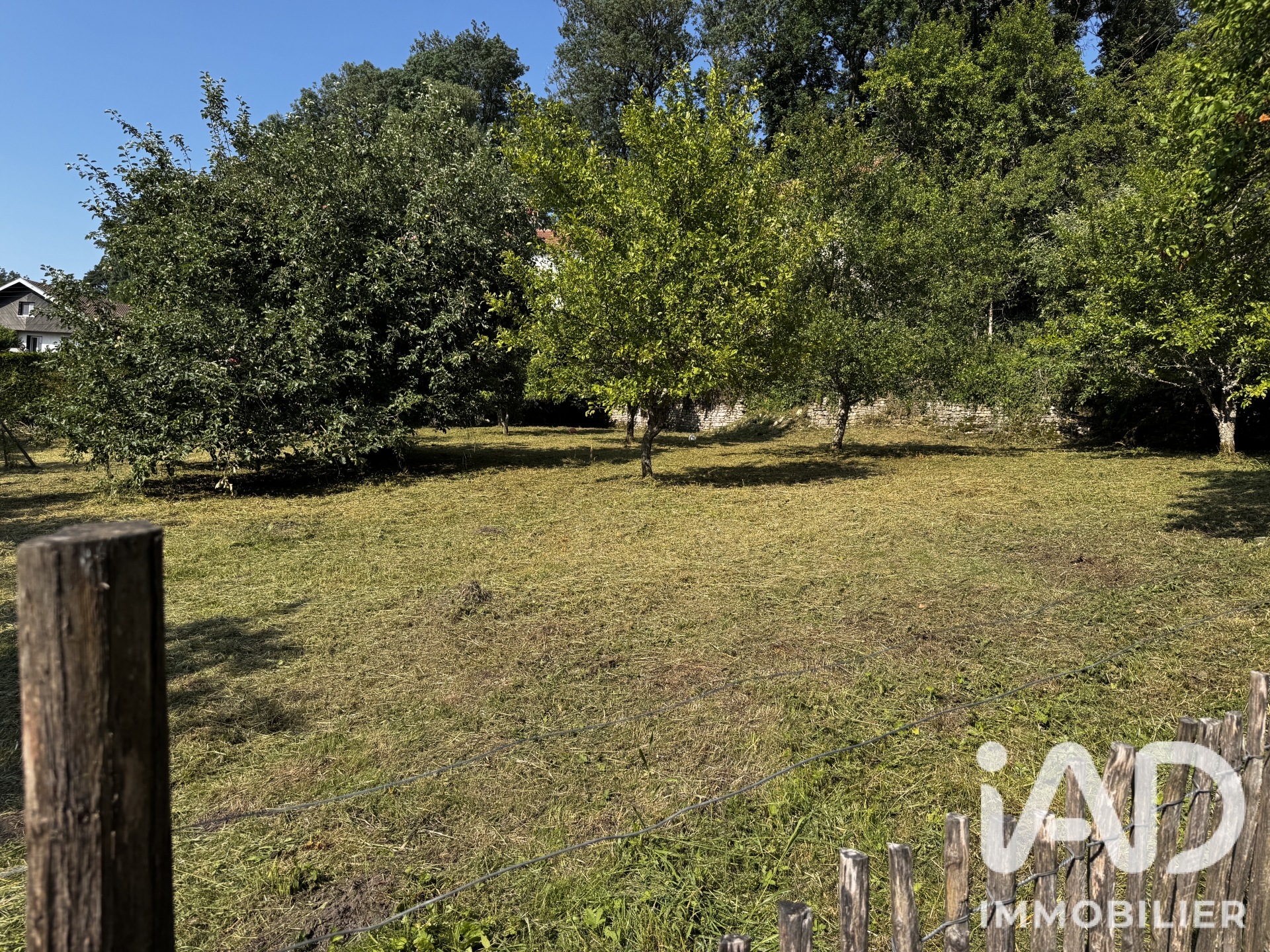 Terrain de 1500 m² à Langres (52200)