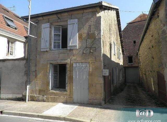 Maison de 101 m² à Langres (52200)