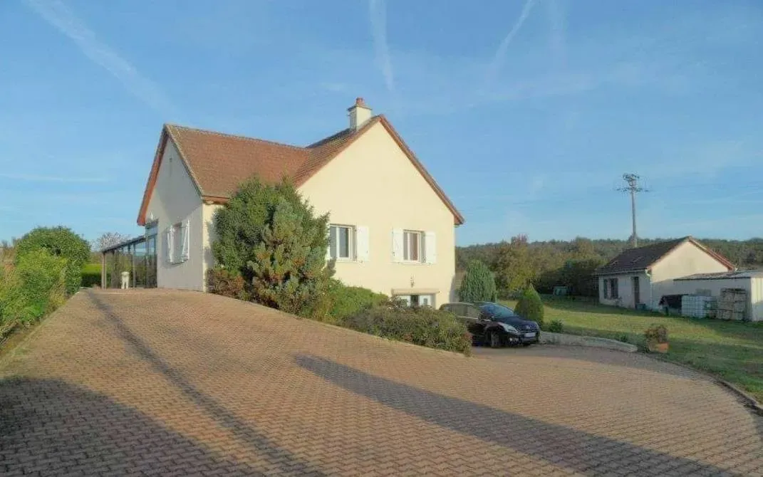 Maison de 220 m² à Buxerolles (21290)