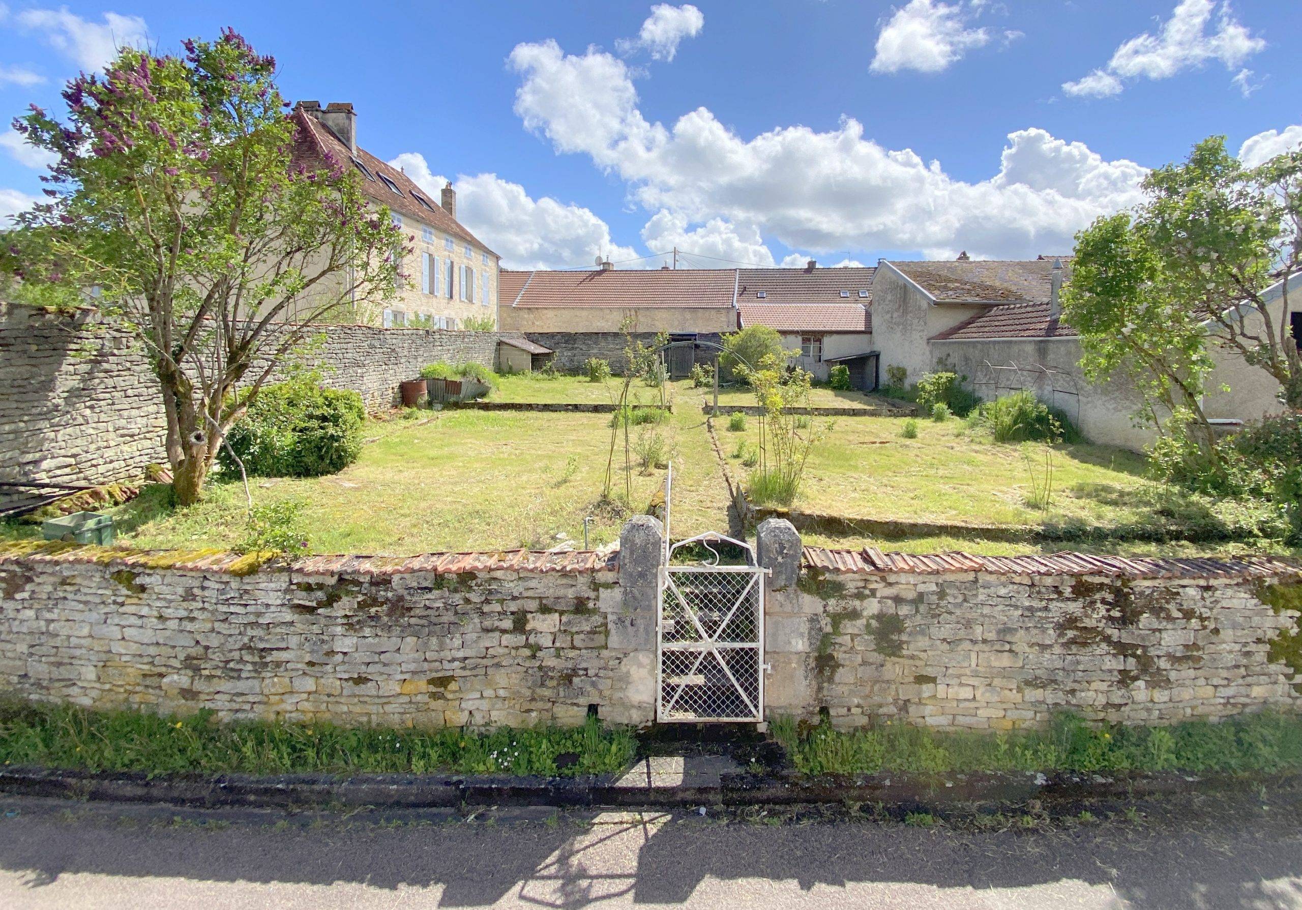 Maison de 122 m² à Auberive (52160)