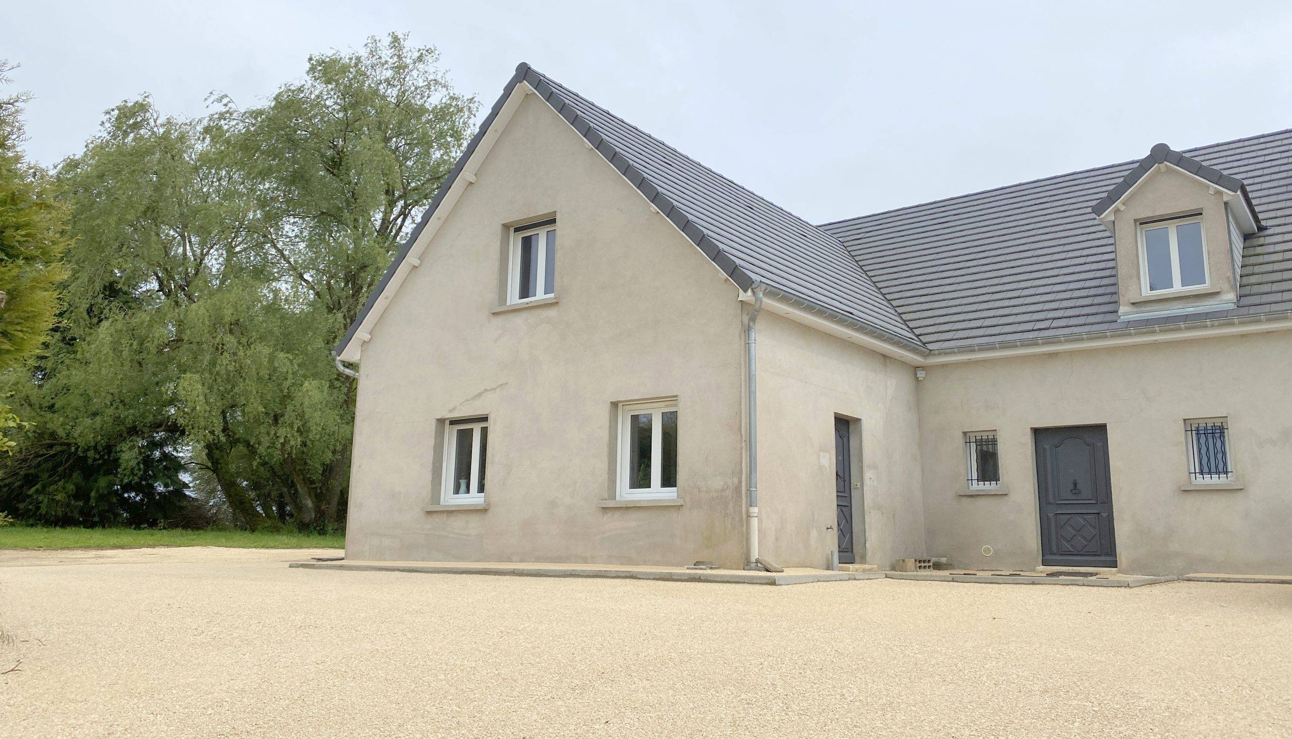 Maison de 400 m² à Marcilly en Bassigny (52360)