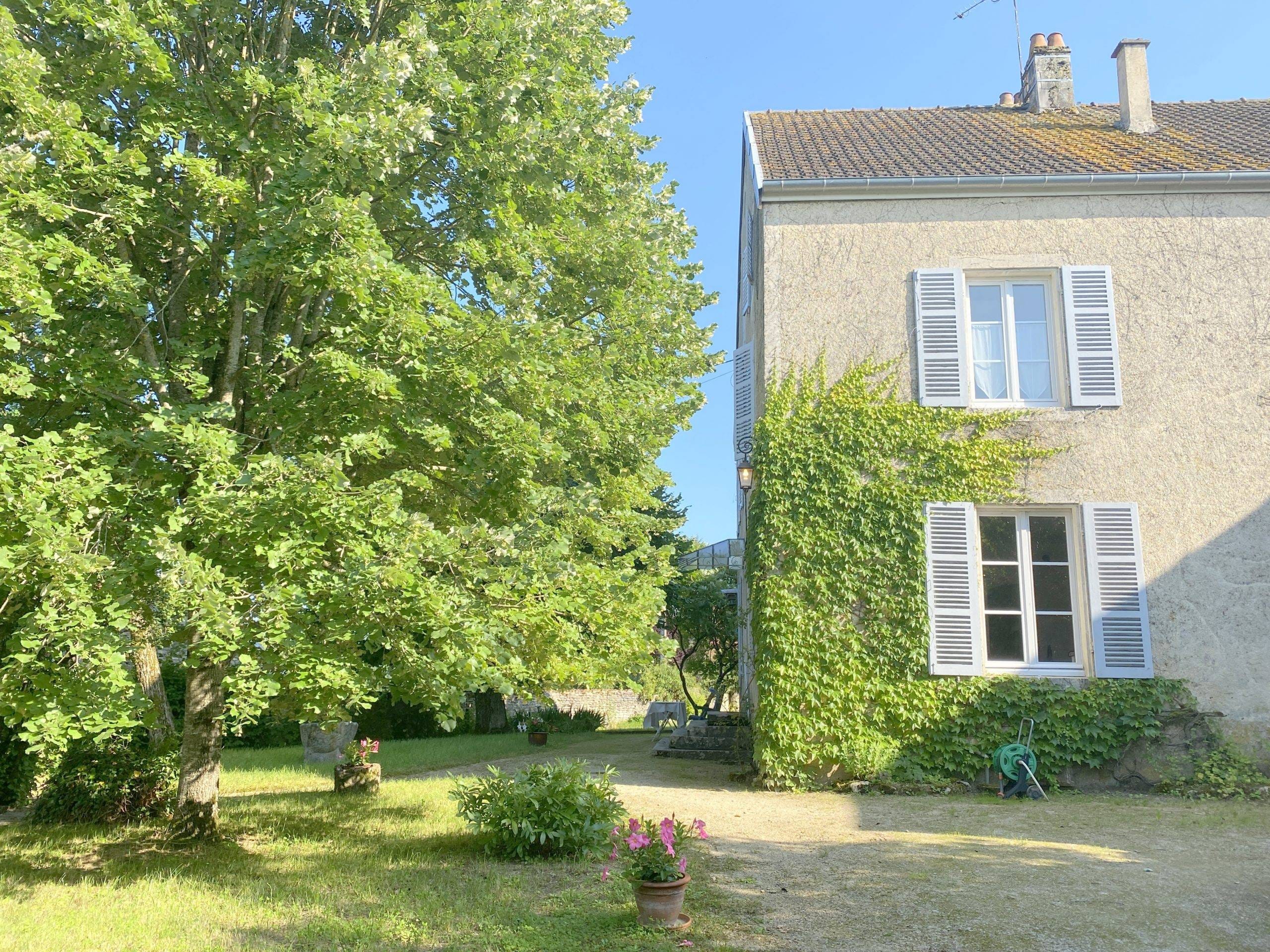 Maison de 200 m² à Arbot (52160)