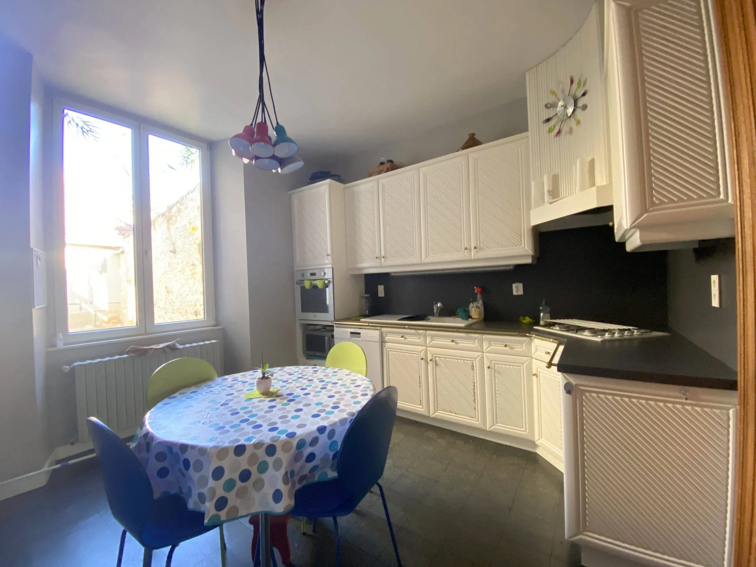 Maison de 250 m² à Langres (52200)