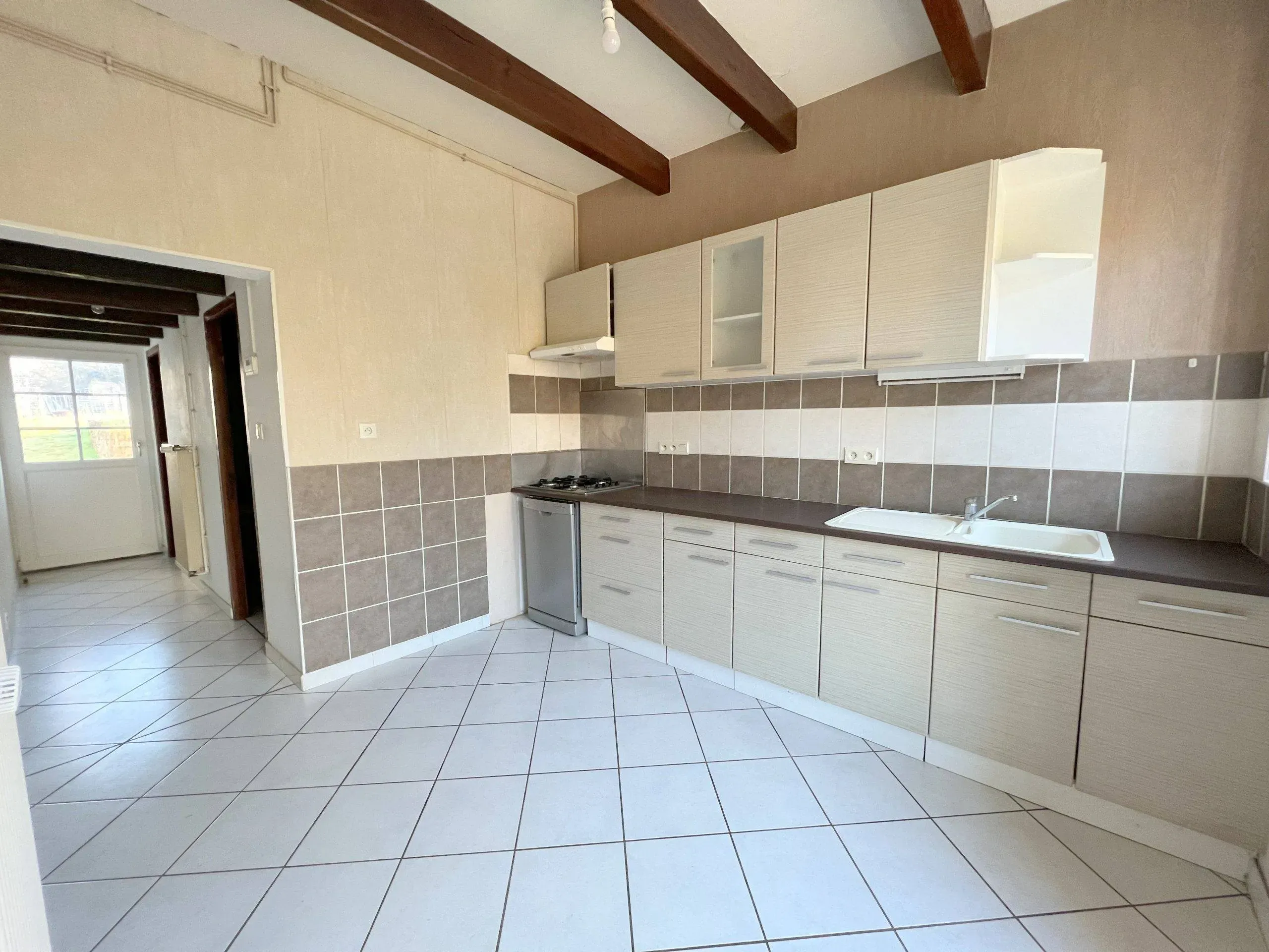 Maison de 75 m² à Saint-Vallier-Sur-Marne (52200)