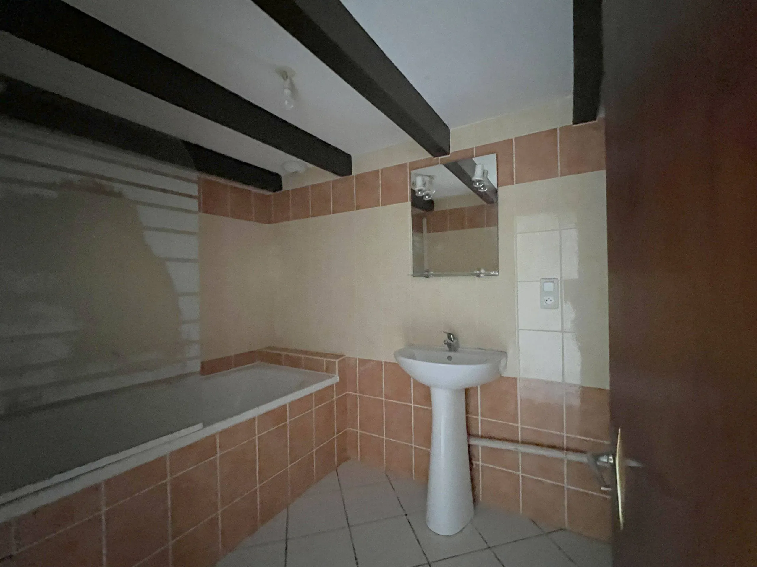 Maison de 75 m² à Saint-Vallier-Sur-Marne (52200)