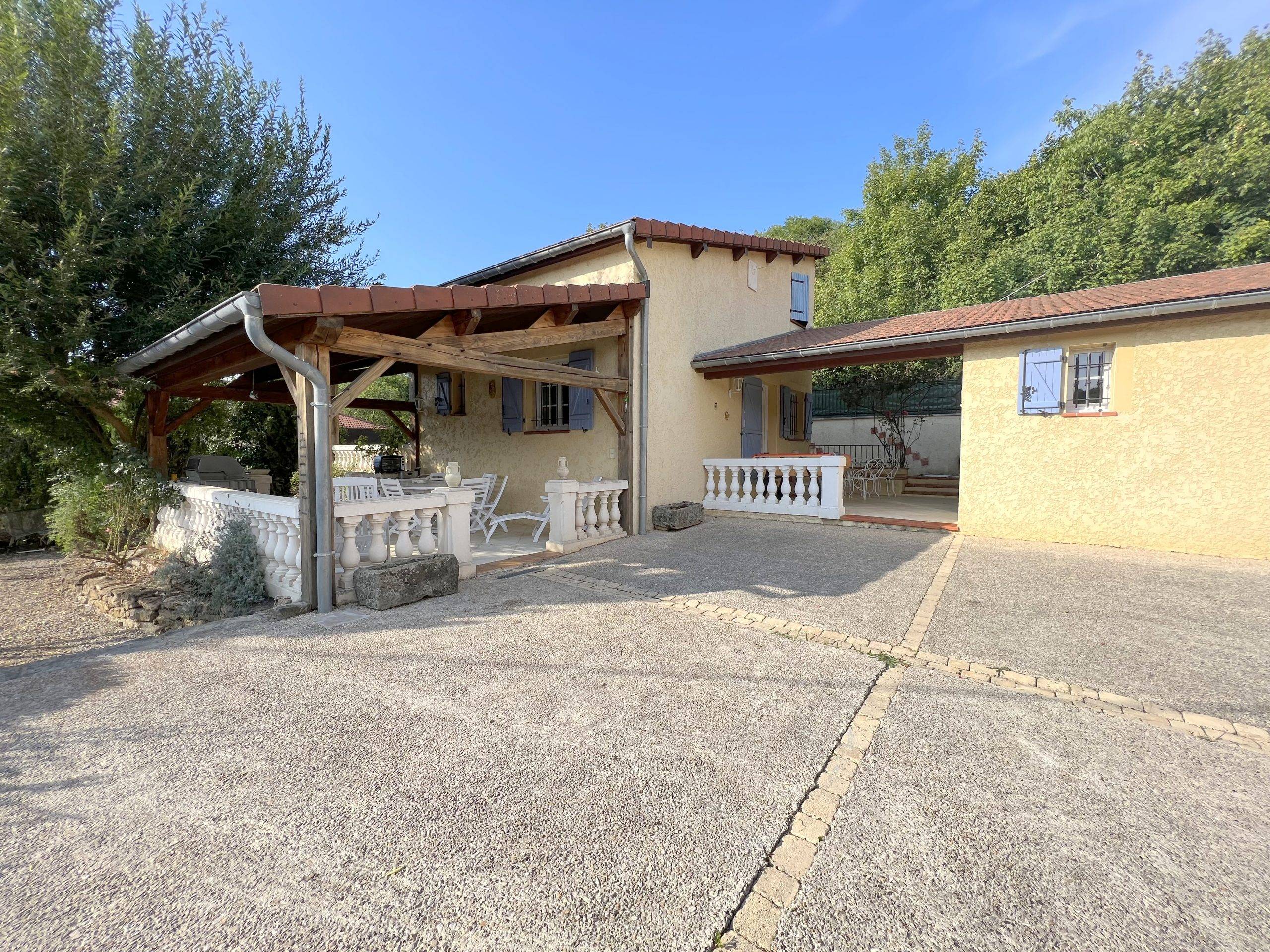 Maison de 85 m² à Charmes (52360)