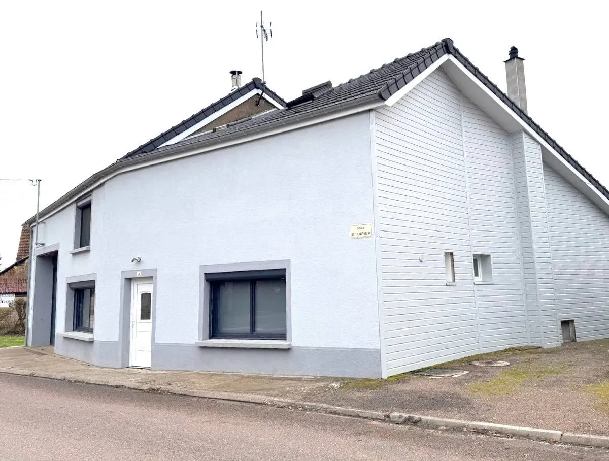 Maison de 125 m² à Charmes (52360)