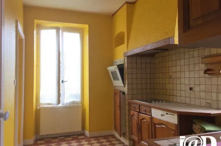 Maison de 100 m² à Bay Sur Aube