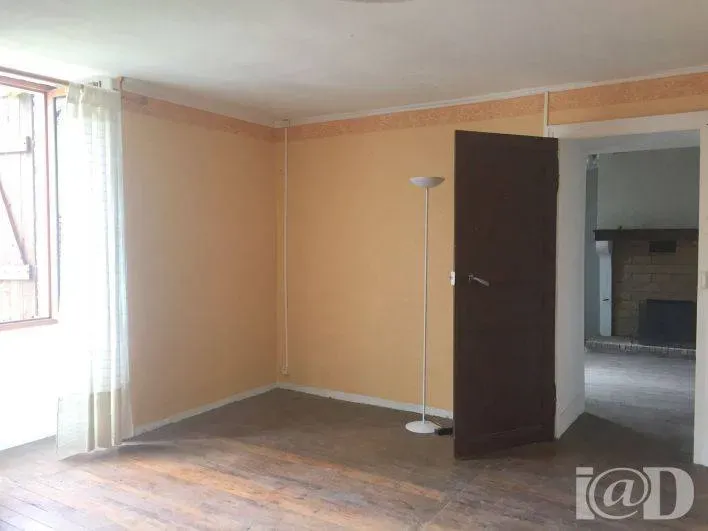 Maison de 96 m² à Praslay (52160)