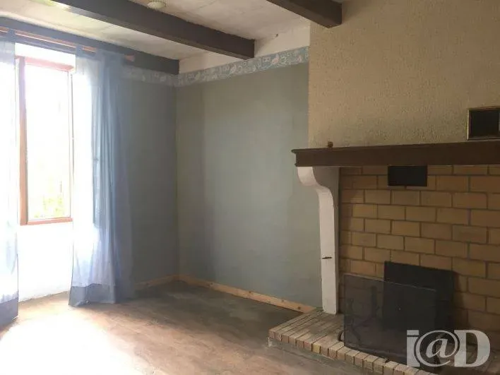 Maison de 96 m² à Praslay (52160)