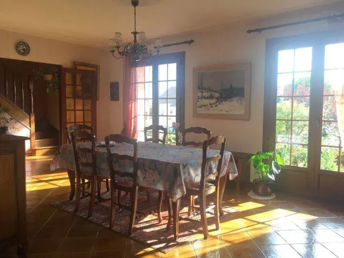 Maison de 130 m² à Champigny lès Langres (52200)