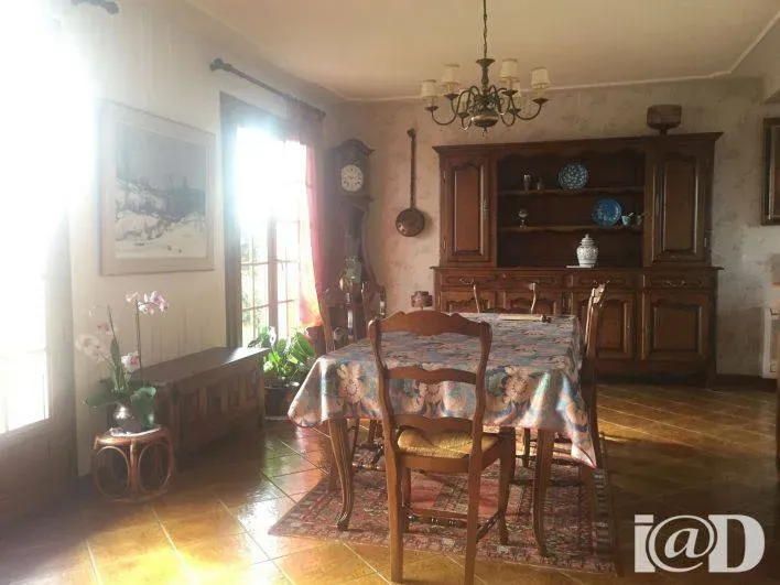 Maison de 130 m² à Champigny lès Langres (52200)